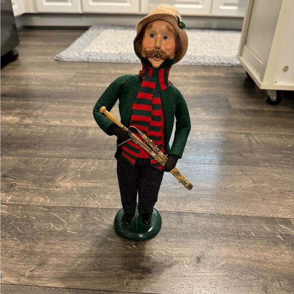 2006 Byers Choice Caroler‎ Man With Bassoon - Picture 1 of 8